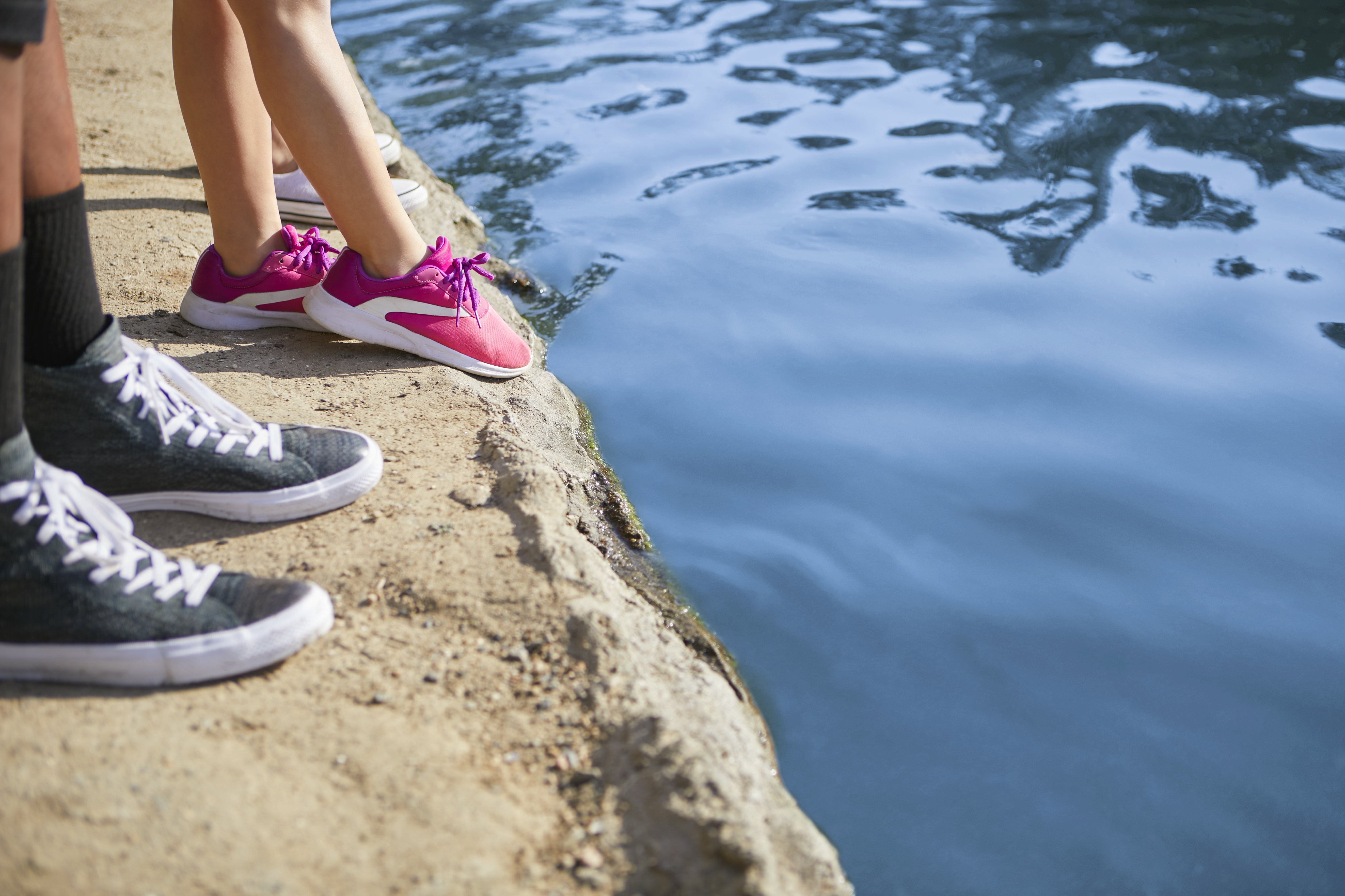 How to Help Someone Struggling in the Water
